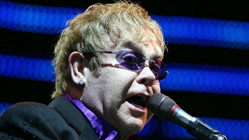 Elton: Saved by Kate's singing