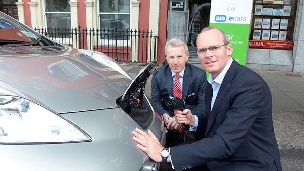 Minister Coveney will be driving the 100% electric Nissan LEAF over the coming weeks