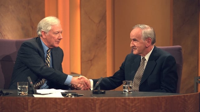 Gay Byrne welcomes Mr Reynolds to the Late Late show in 1999 (RTÉ Stills Library)