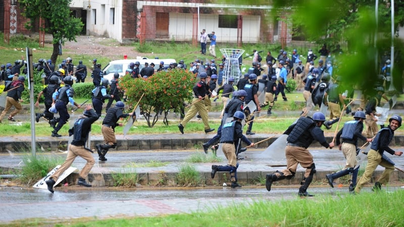 Police retreat as protesters near the PM's residence