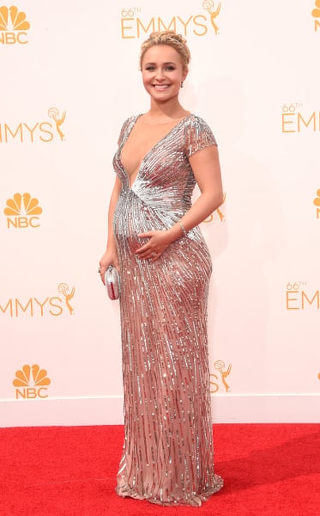 Hayden Panettiere is expecting a baby girl with boxer Wladimir Klitschko.