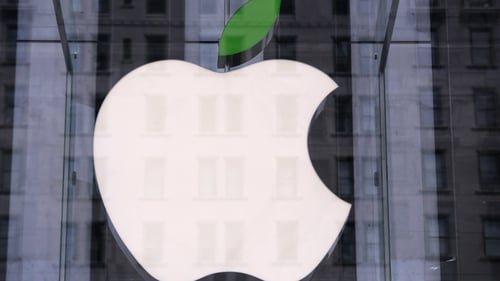 Apple alleges it owns at least eight battery life patents that Qualcomm has violated