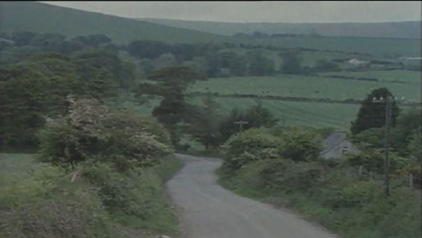 'Gan bunús dlíthiúil le deontais tithíochta ar feadh 14 bliain'