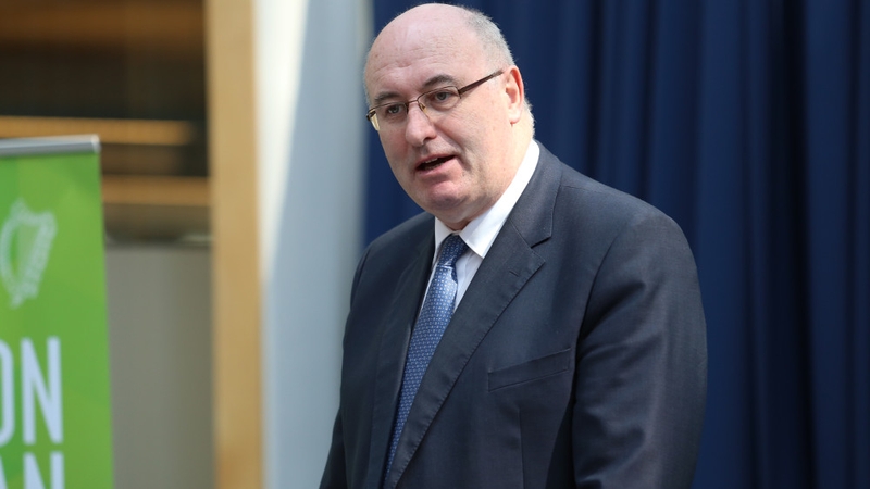 An Coimisinéir Eorpach tofa Talamhaíochta Phil Hogan