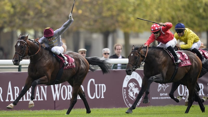 Ectot (left) overcame a long absence to stretch his winning sequence to seven when winning the Prix Niel