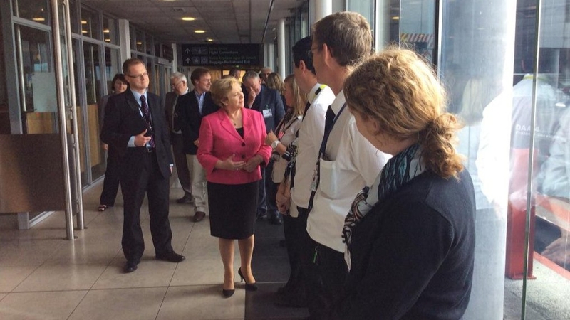 Frances Fitzgerald visited Immigration Control at Terminal 1 this afternoon (Pic: @DeptofJustice)