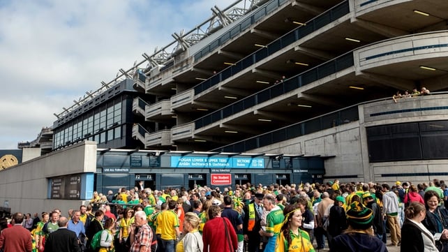 Fans make their way into Croke Park on All-Ireland football final day
