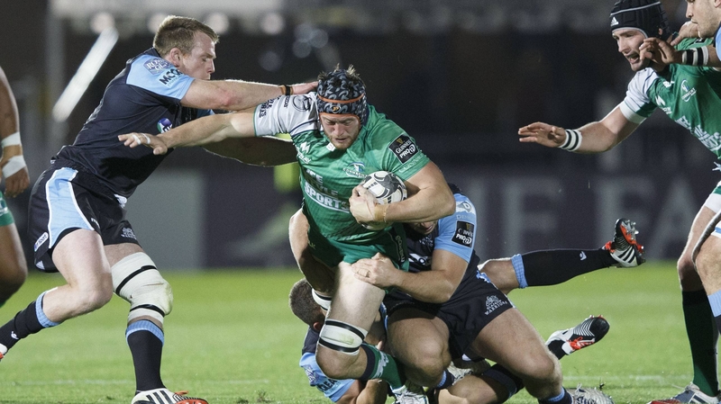 Connacht's Eoin McKeon is tackled