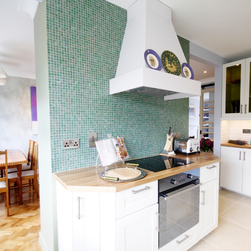 Kitchen Units: Approx €5000 – prices vary on number of units needed, www.ikea.com/ie/en
Paint Inside Kitchen Cabinets - Dulux Colour Mixing - 60YY 34/461 - Diamond Eggshell – RRP€40.50 for 2.5L