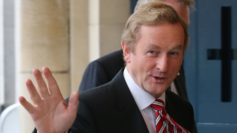 Enda Kenny discussed the political situation in Northern Ireland with Peter Robinson and Martin McGuinness