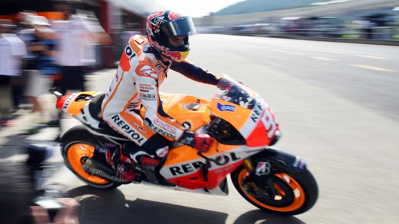 Marc Marquez leaves the pit at Motegi