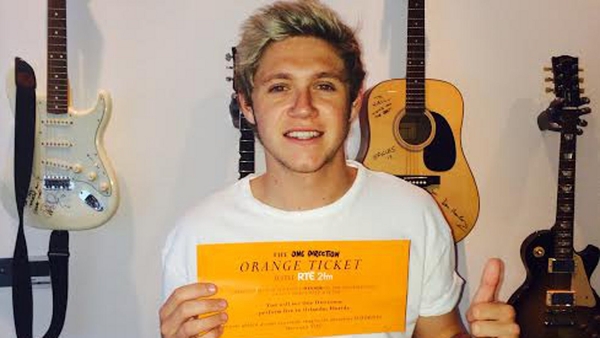 Niall Horan with the Orange Ticket!