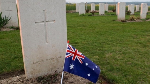 Grave of an unknown Australian soldier in Villers-Bretonneux, northern France