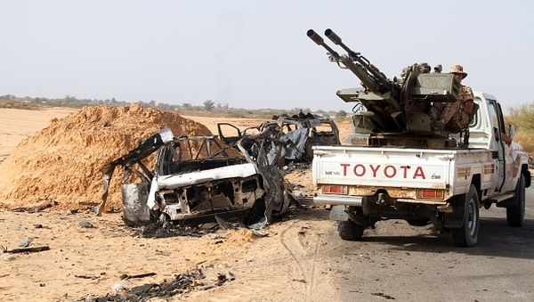 Fighting between Islamic militant groups and pro-government forces has killed dozens of people