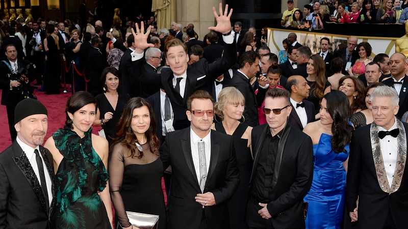 Benedict Cumberbatch photobombed U2 at the Oscars earlier this year