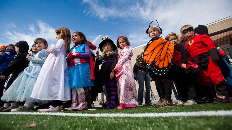 Halloween is getting closer and closer but don't panic! We're here to help you in the struggle to find the perfect Halloween costume for your kids.
