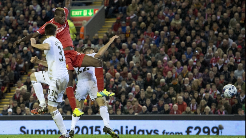 Mario Balotelli equalises for Liverpool