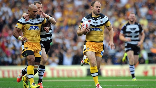 Liam Finn (R) in action for Castleford Tigers