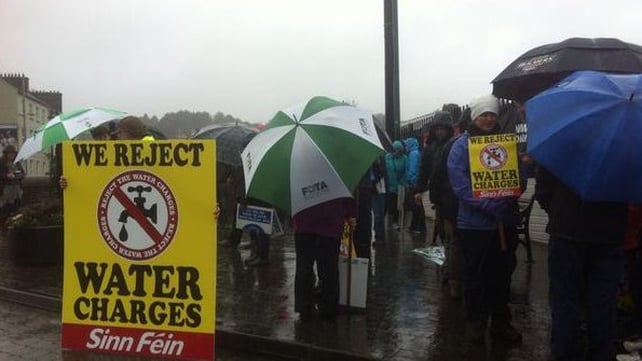 There was torrential rain before the start of the march in Bandon