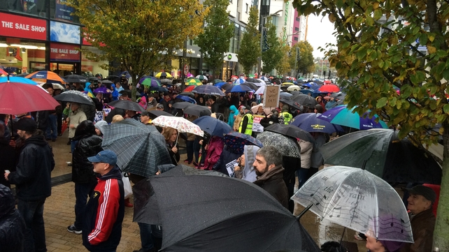 The Limerick crowd swelled to several thousand