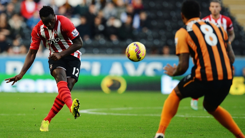 Victor Wanyama shoots and scores for Southampton