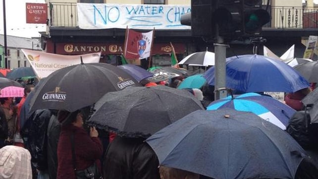 Protesters in Mullingar were not deterred by the rain (Pic: @MoranPaul52)