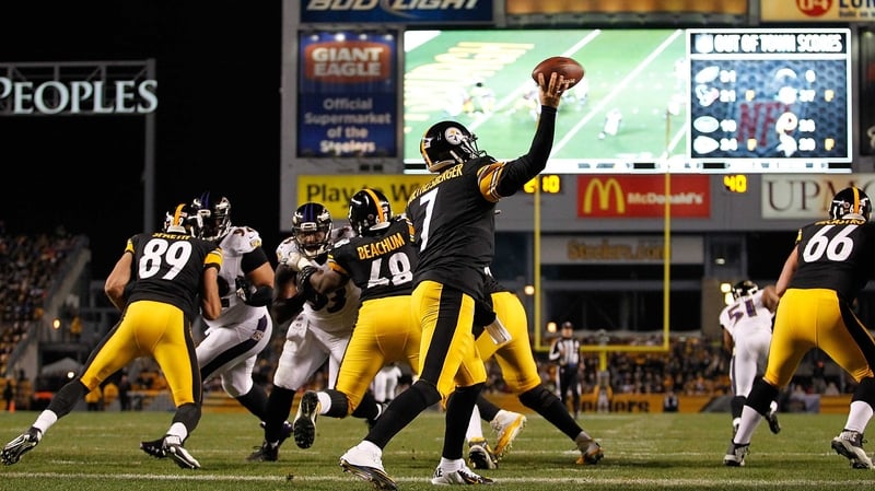 Roethlisberger threw six touchdowns for the second successive week to lead