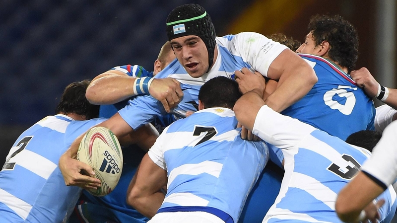 Argentina lock Guido Petti with the ball in the maul
