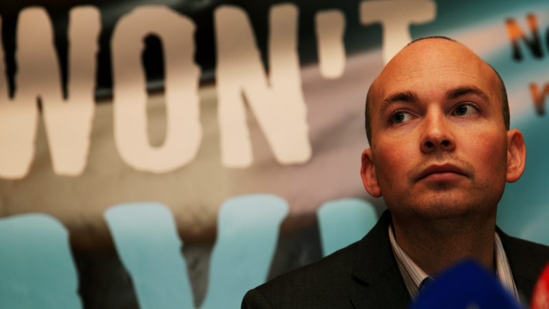 Paul Murphy TD ag iarraidh ar Uisce Éireann liosta na dteaghlach a bhfuil a mbillí uisce íoctha acu a fhoilsiú