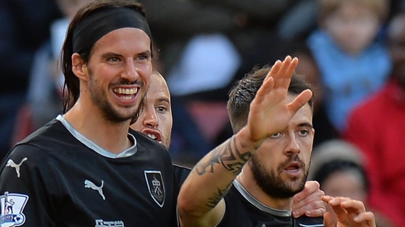 Danny Ings (r) of Burnley celebrates his first goal