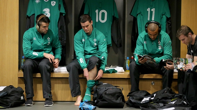 Conor Murray, Johnny Sexton, Simon Zebo and Gordon D'Arcy get ready