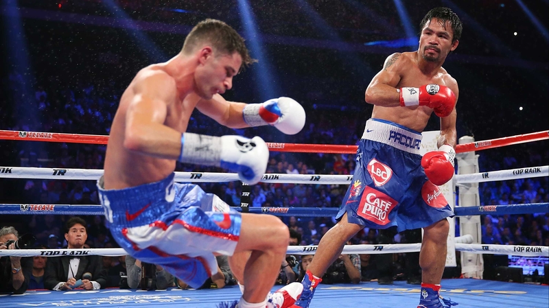 Manny Pacquiao sends Chris Algieri sprawling at The Venetian