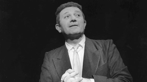 Donal McCann in 'Faith Healer'. Photograph courtesy of the Abbey Theatre.
