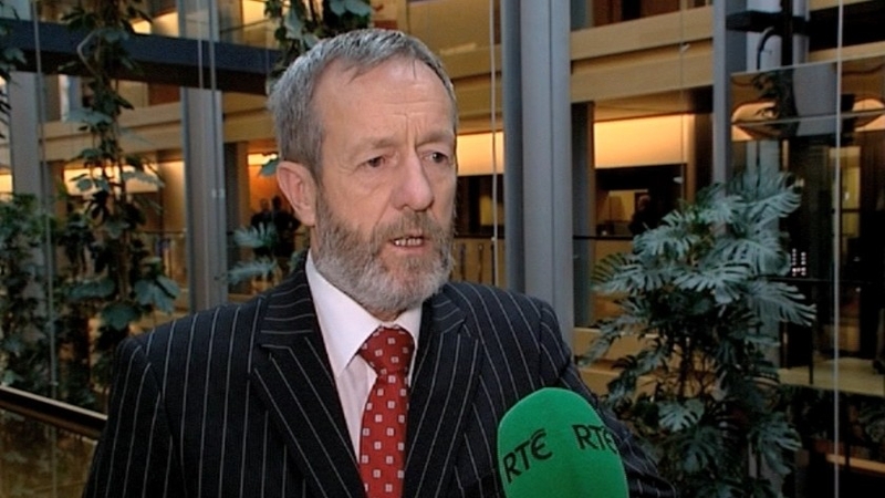 Sean Kelly said the GAA's rules need to be changed 
to reflect grassroots feelings