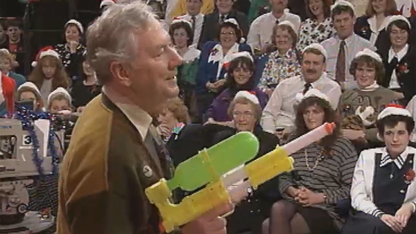 Zig and Zag drench Gaybo - 1991