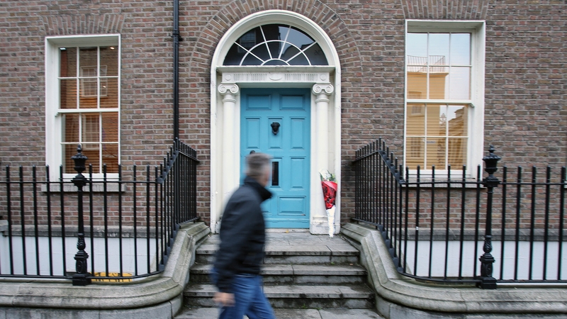 Easpa dídine daoi chaibidil ag an Rialtas