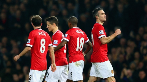 Robin van Persie has been praised by team-mate Michael Carrick