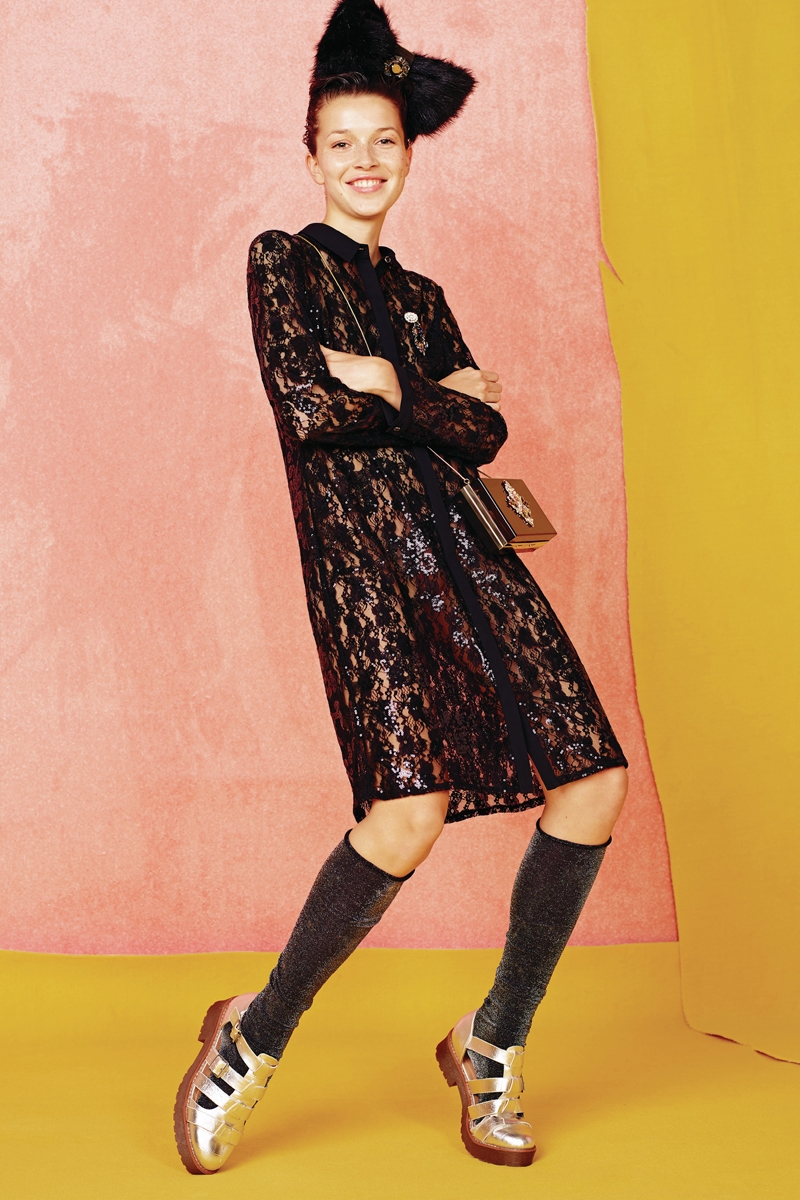 Dress €20, Tights €4, Shoes €18, Snood €7, Cuff €5, Bag €15