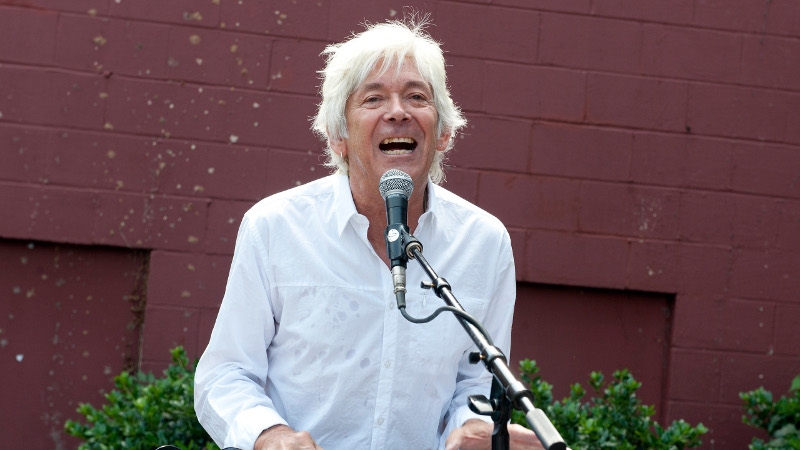 The late, great Ian McLagan in his element