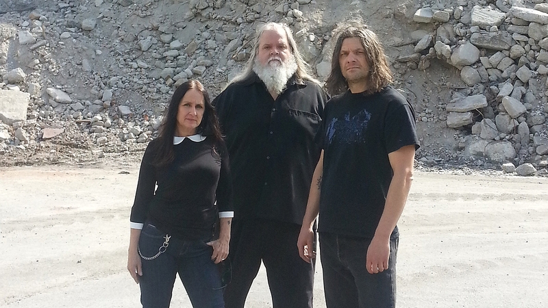 The speakers-blowing Brothers of the Sonic Cloth Photo: Theresa Berg