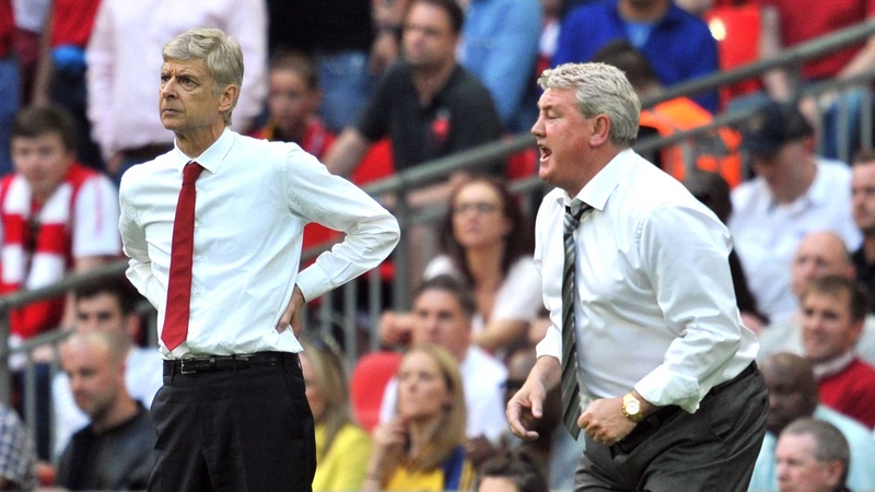 Arsene Wenger's Arsenal meet Steve Bruce's Hull in a repeat of last season's final