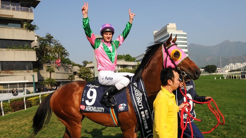 Zac Purton riding Aerovelocity overcame the challenge of Gordon Lord Byron and Sole Power