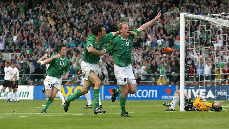 Gary Doherty scores for Ireland against Georgia in 2003