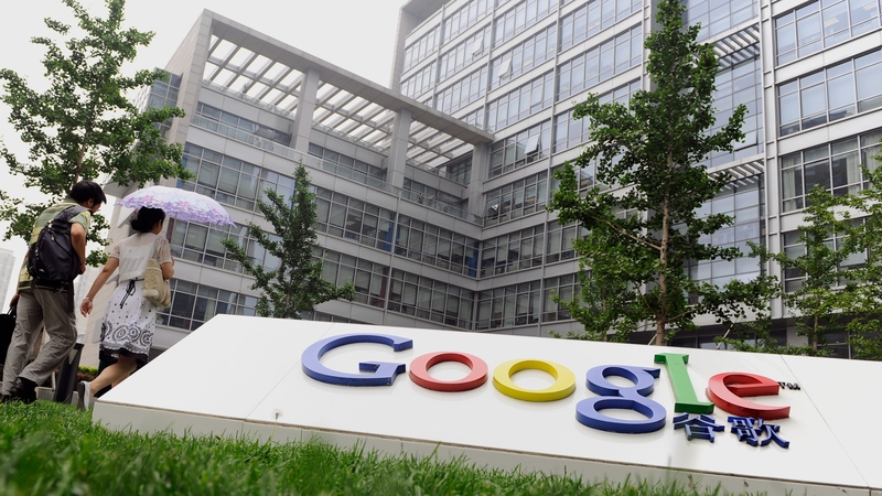 Google's Transparency Report showed a sharp drop-off in traffic to Gmail from China on Friday