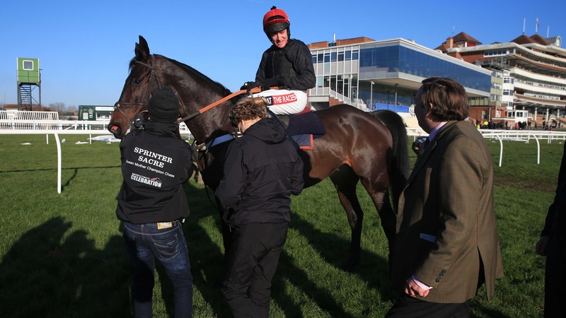 Barry Geraghty debriefs Nicky Henderson after Sprinter Sacre’s day out at Newbury