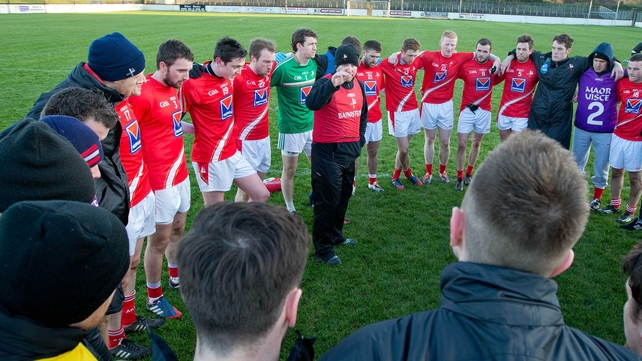 Colin Kelly tallks to his Louth team ahead of their O'Byrne Cup match with Kildare in Newbridge