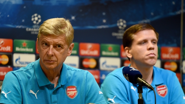 Arsenal's head coach Arsene Wenger and Wojciech Szczesny are reported to have had an argument over the report