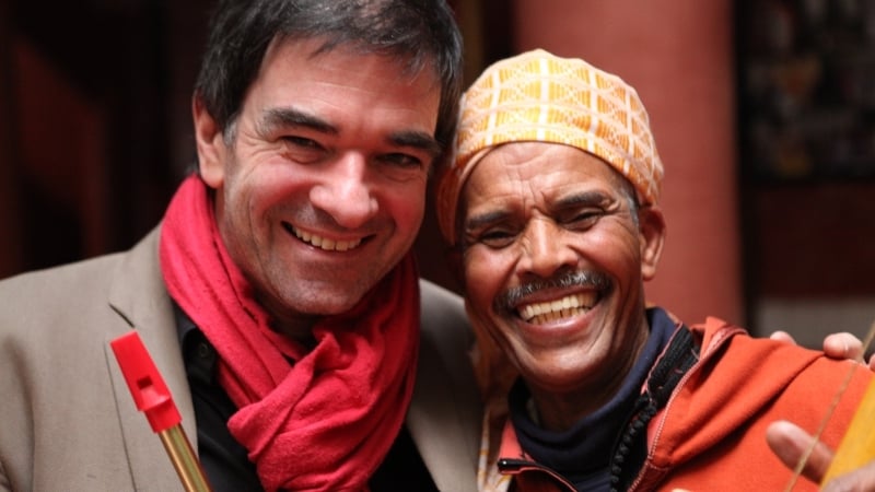 Fiachna Ó Braonáin and Master Gnawa Hassan L'Gadiri in Marrakesh