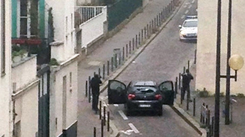 Gunmen carried out attack on newspaper's offices in Paris
