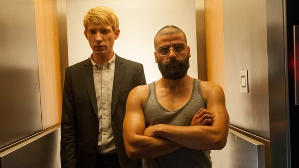 Domhnall Gleeson and co-star Oscar Isaac in Ex Machina